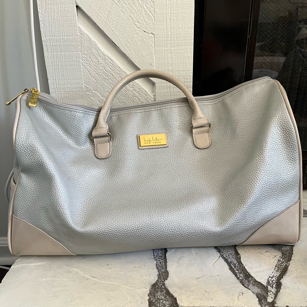 Nicole Miller travel bag/duffel bag